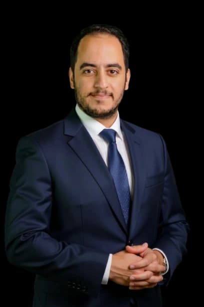 م.أدهم أشرف
